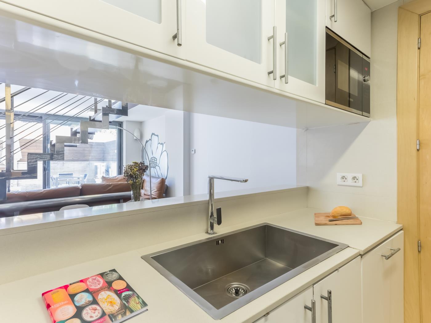 Apartment with Terrace and Pool near Park Güell - My Space Barcelona Aпартаменты