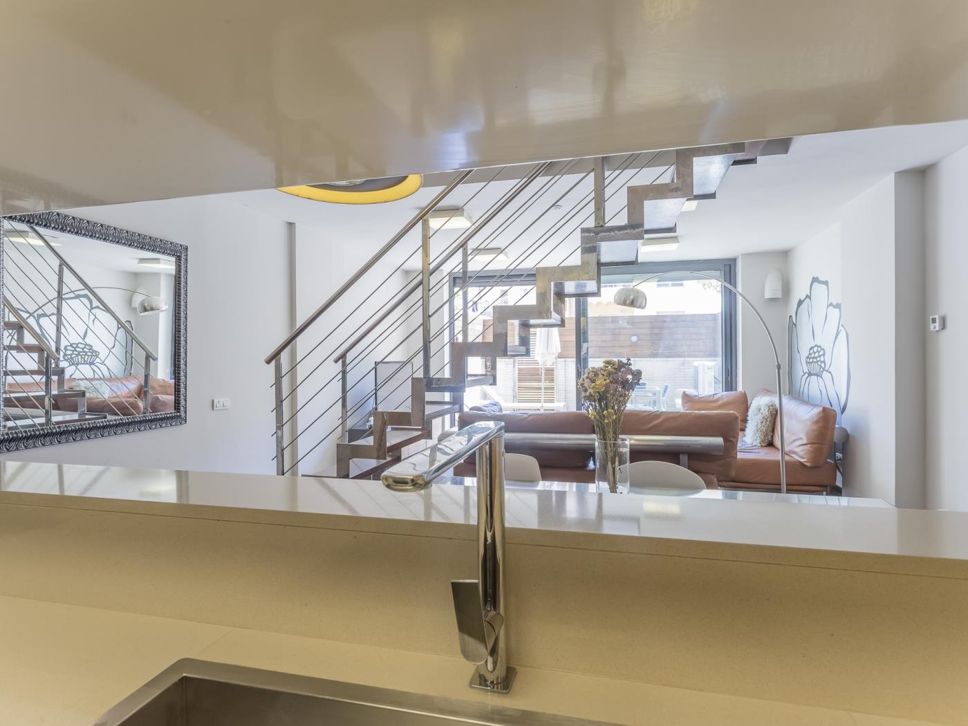 Apartment with Terrace and Pool near Park Güell - My Space Barcelona Aпартаменты