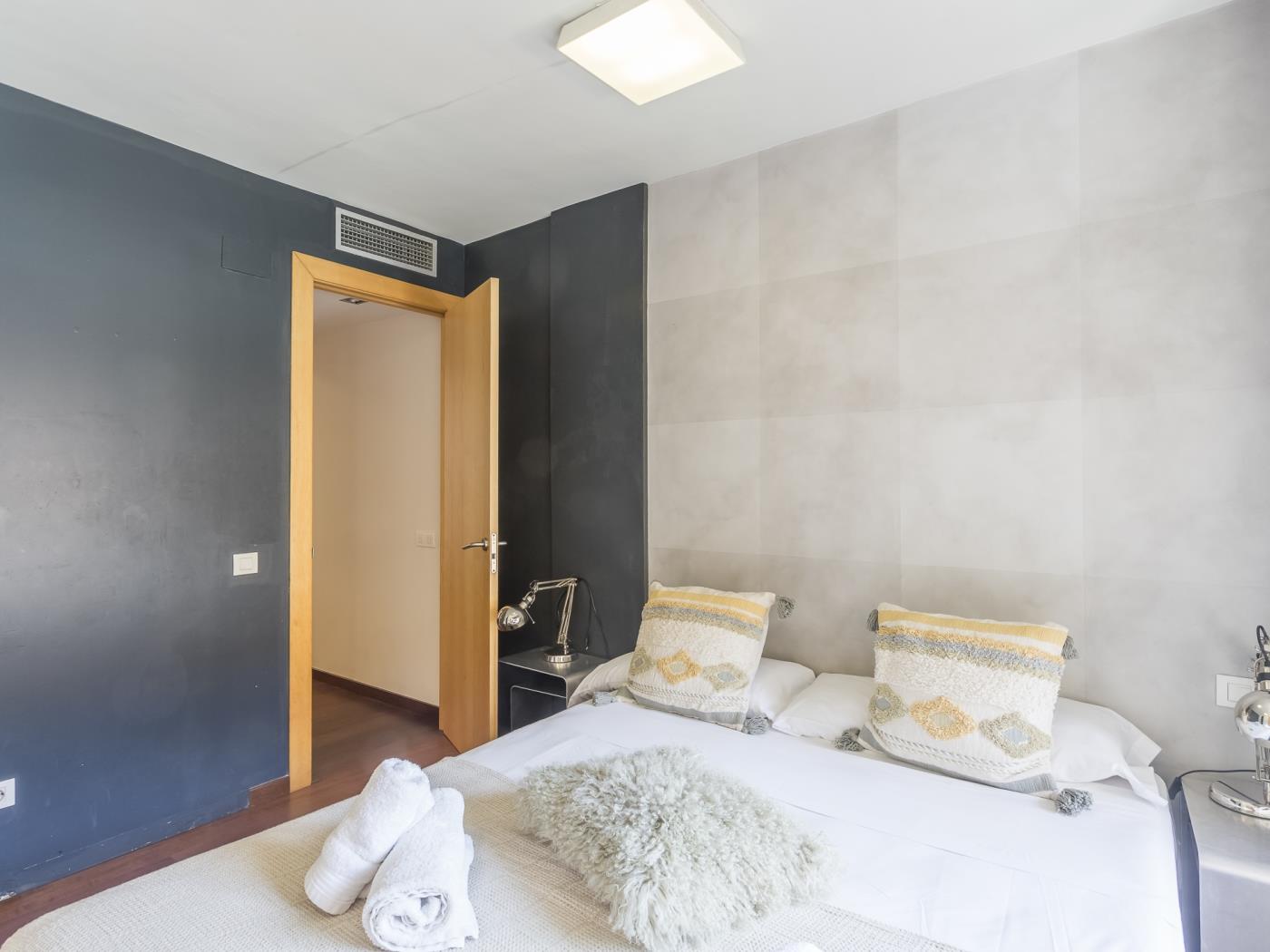 Terrace and Swimming Pool near Barcelona Center - My Space Barcelona Aпартаменты