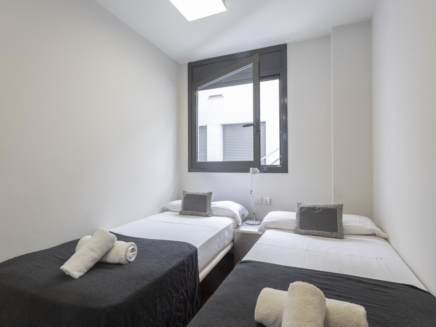 Terrace and Swimming Pool near Barcelona Center - My Space Barcelona Aпартаменты
