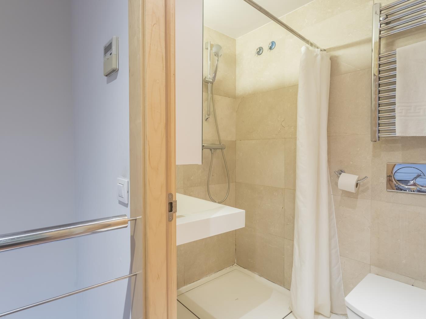 Terrace and Swimming Pool near Barcelona Center - My Space Barcelona Aпартаменты
