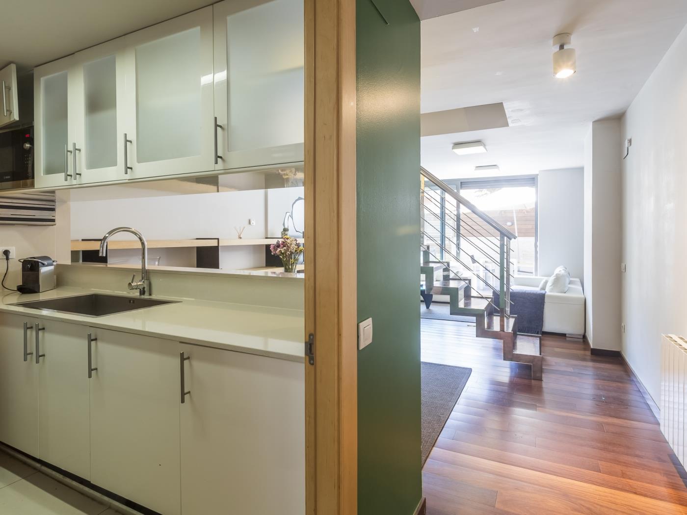 Terrace and Swimming Pool near Barcelona Center - My Space Barcelona Aпартаменты