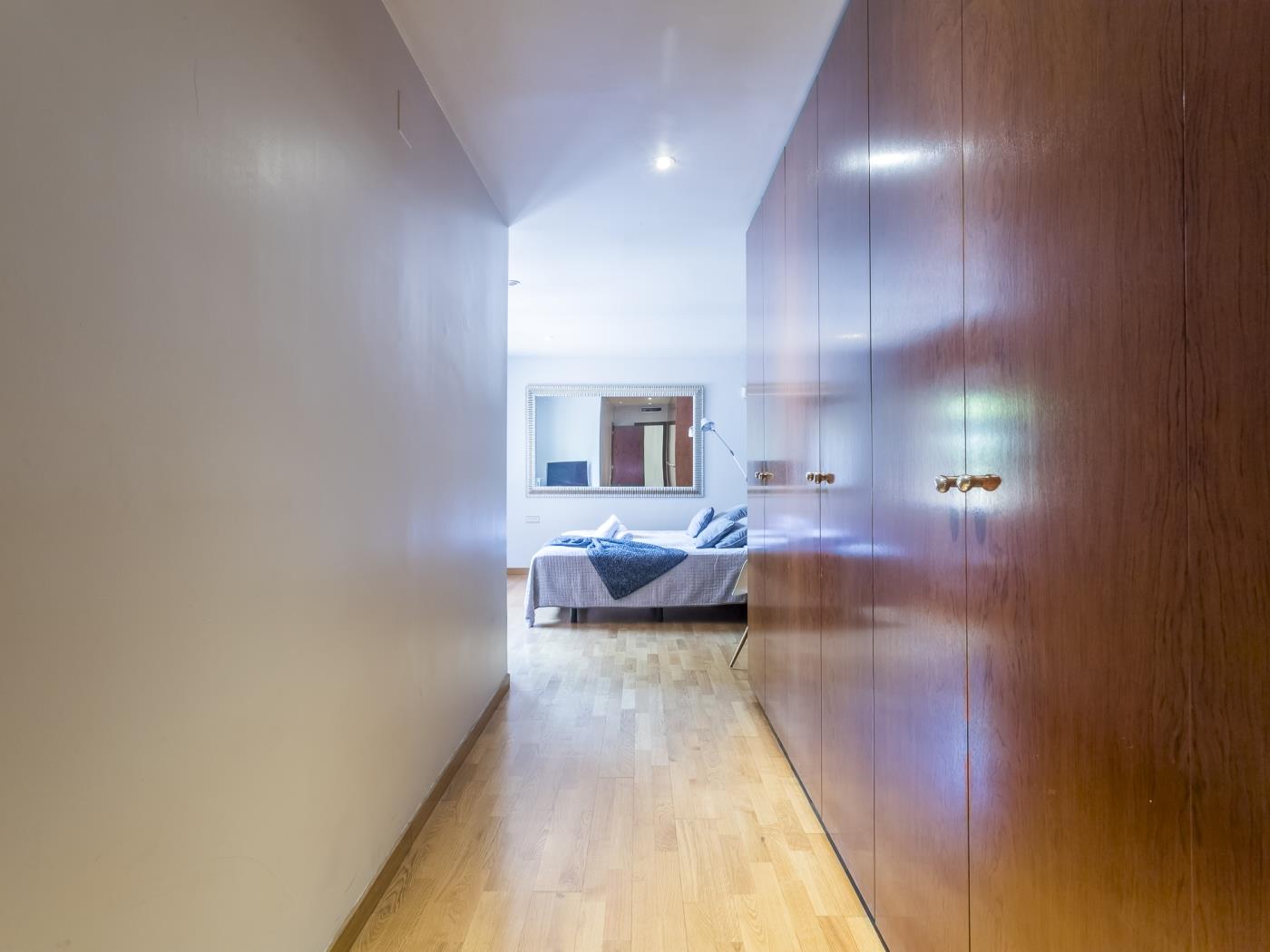 Classic executive Bonanova Apartment for 8 - My Space Barcelona Aпартаменты