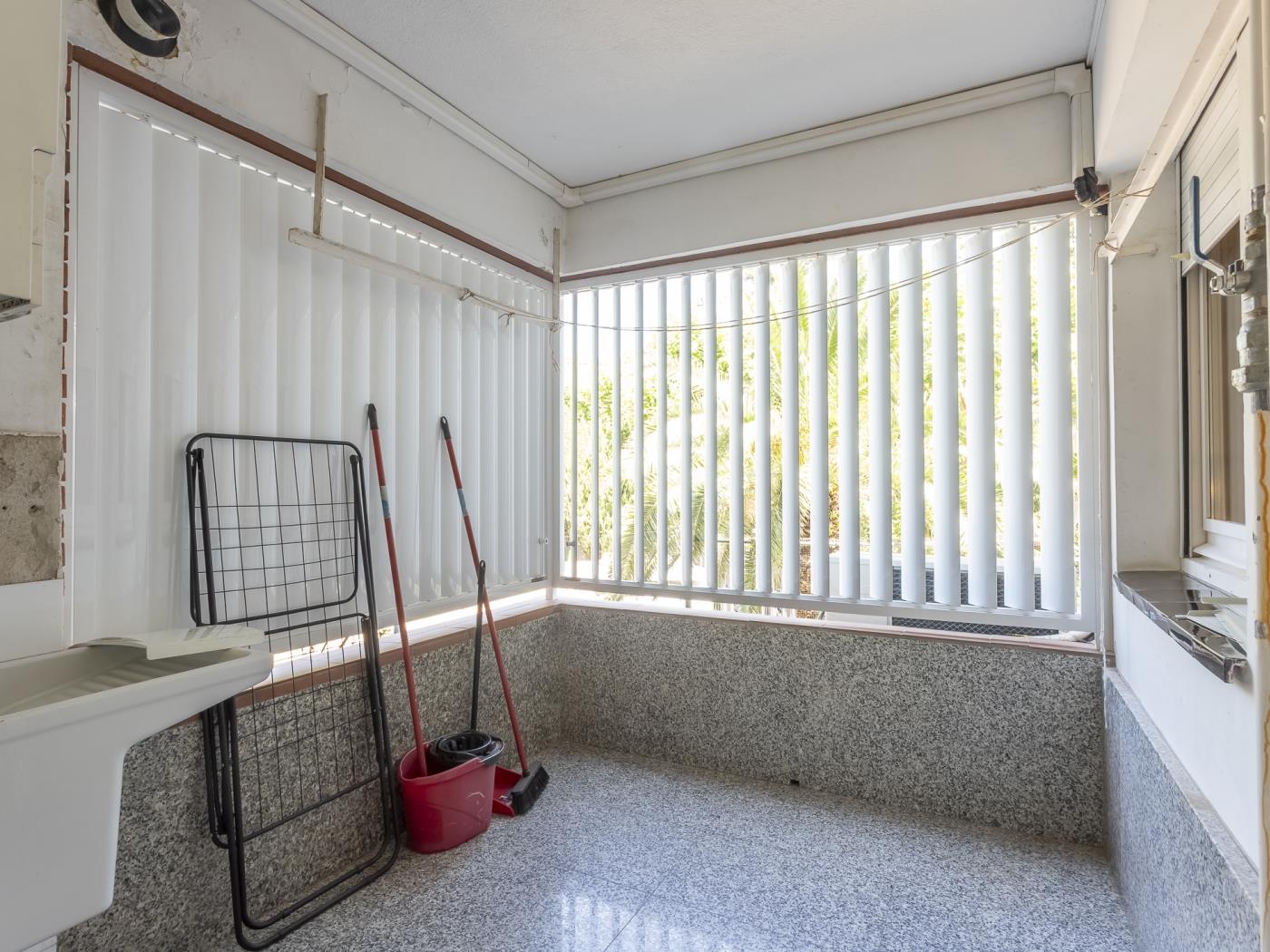 Classic executive Bonanova Apartment for 8 - My Space Barcelona Aпартаменты