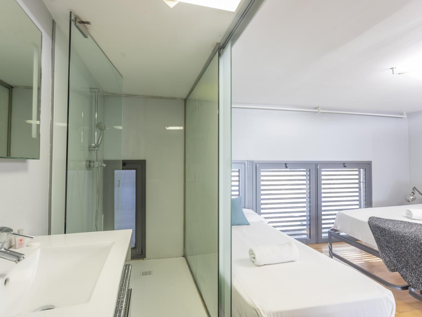 Terrace and pool apartment near the Barcelona centre - My Space Barcelona Aпартаменты