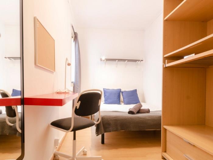 Уютный двухместный номер в Hospitalet - My Space Barcelona Aпартаменты