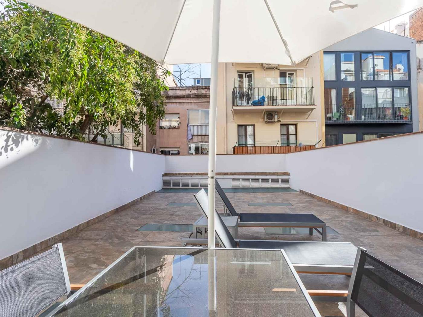 Прекрасная квартира с большой частной террасой в Сан Жервази в аренду на месяц - My Space Barcelona Aпартаменты