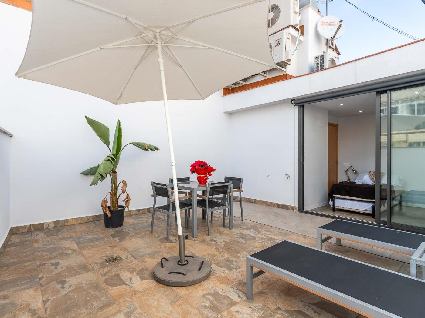 Прекрасная квартира с большой частной террасой в Сан Жервази в аренду на месяц - My Space Barcelona Aпартаменты