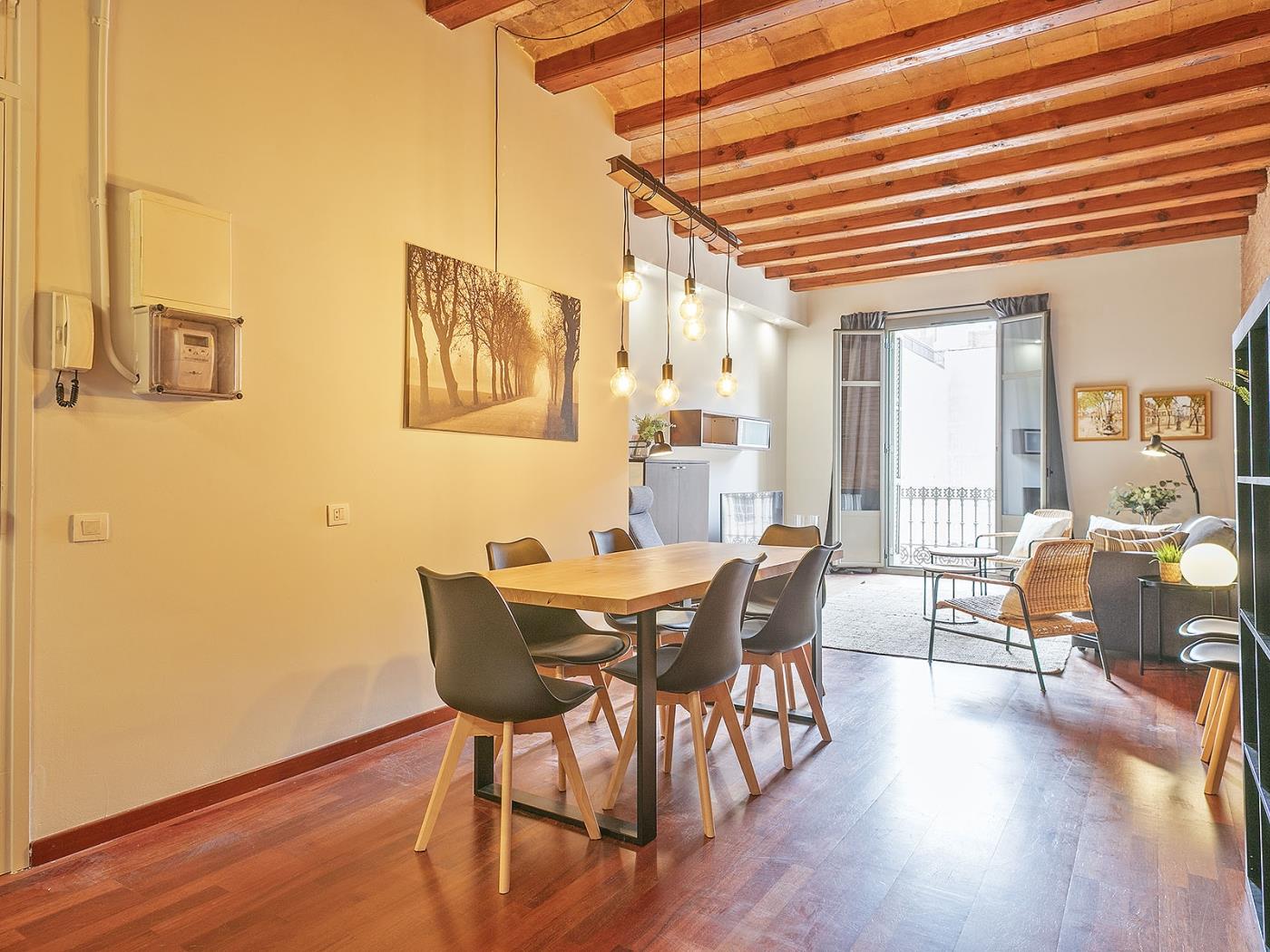 Светлая недавно отремонтированная квартира в Грасии идеально подходит для семьи - My Space Barcelona Aпартаменты