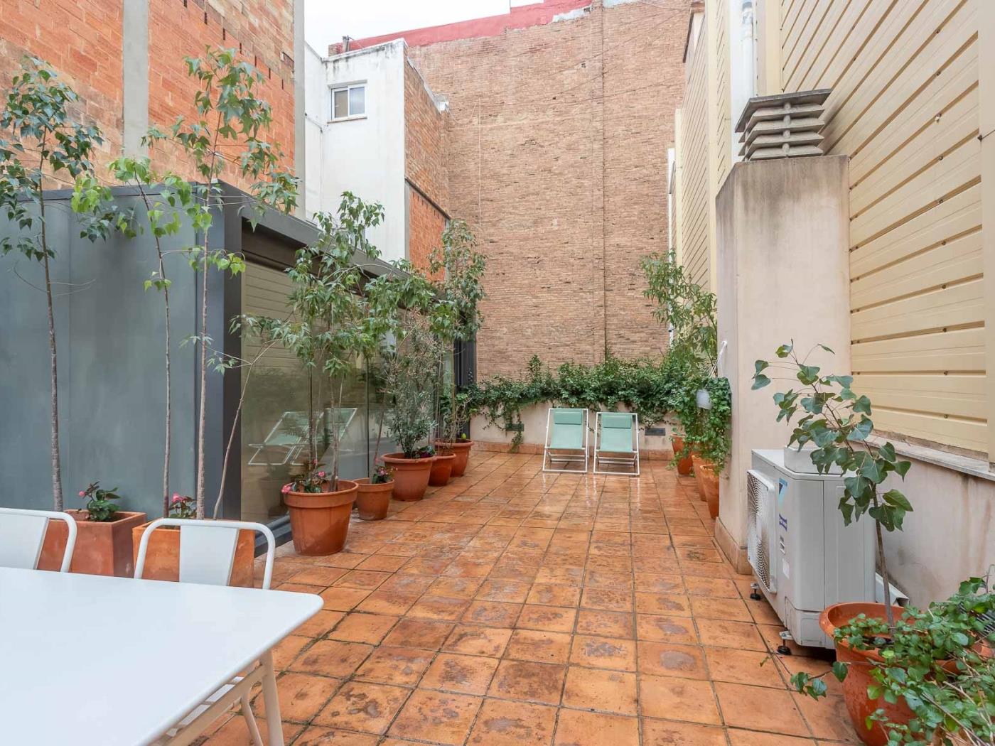 Очаровательная квартира в самом сердце Грасии - My Space Barcelona Aпартаменты