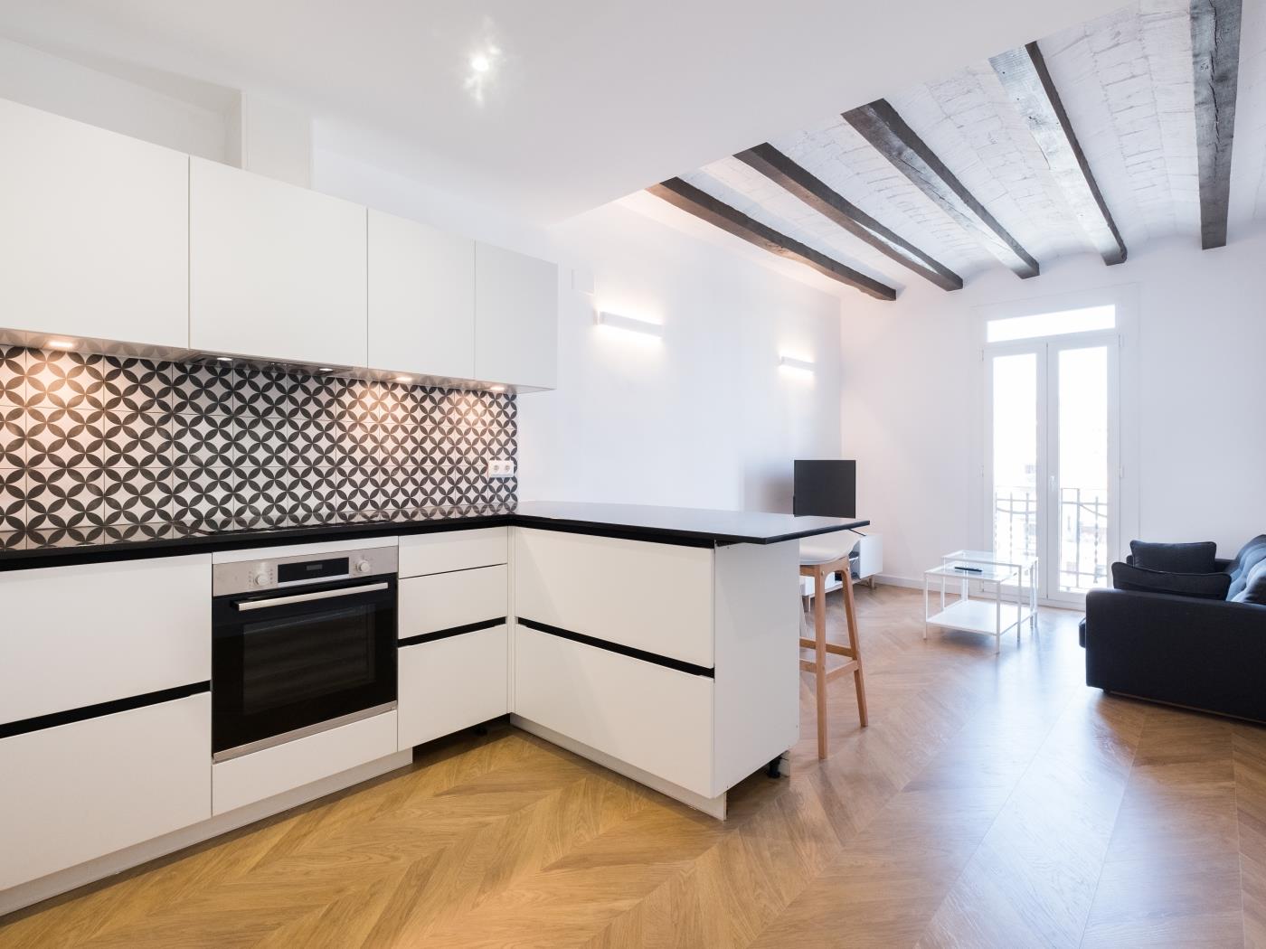 Светлая квартира с 2 спальнями в Барселонете - My Space Barcelona Aпартаменты