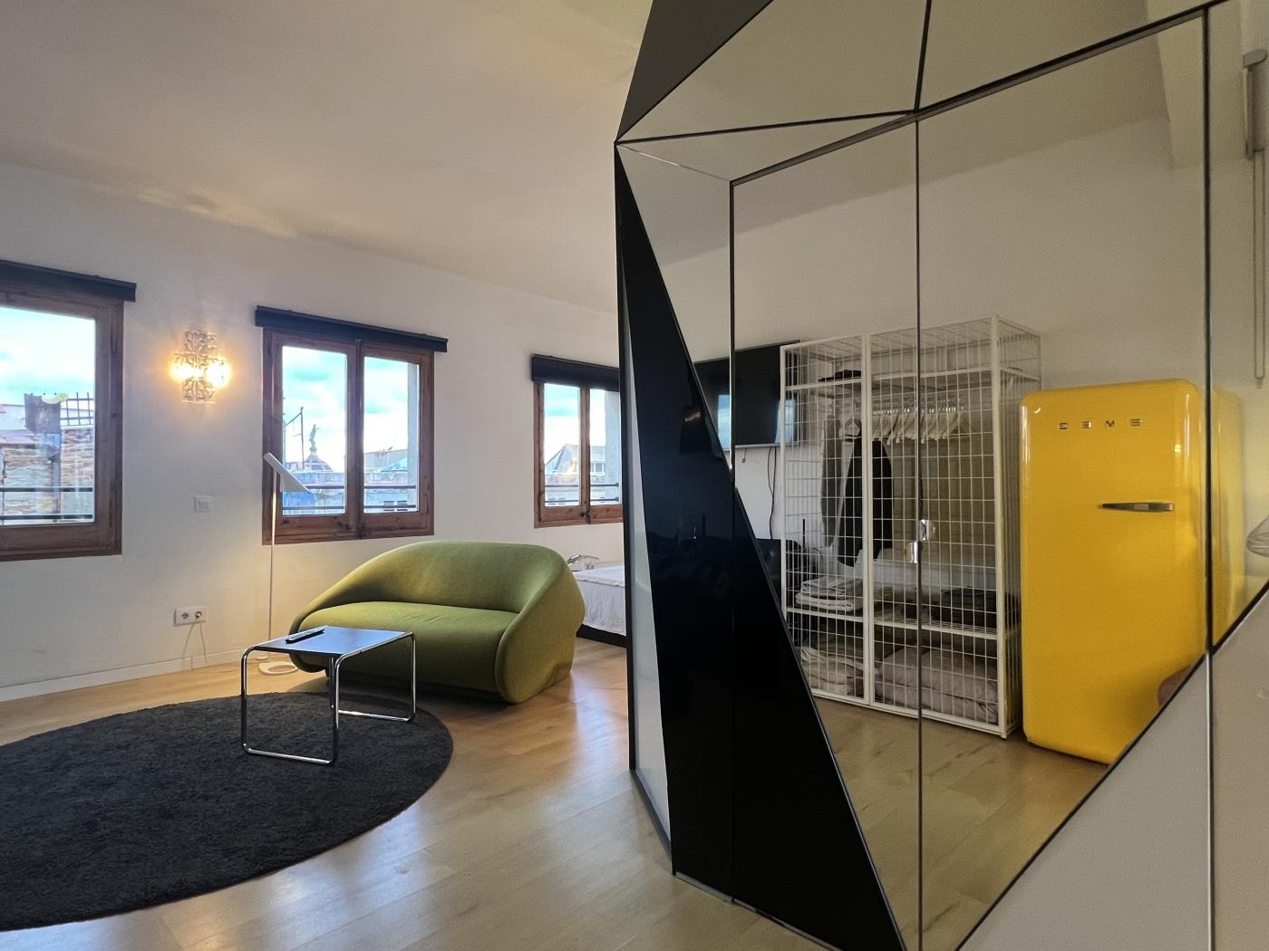 Отремонтированный лофт с 2 спальнями и террасой в Готическом квар - My Space Barcelona Aпартаменты