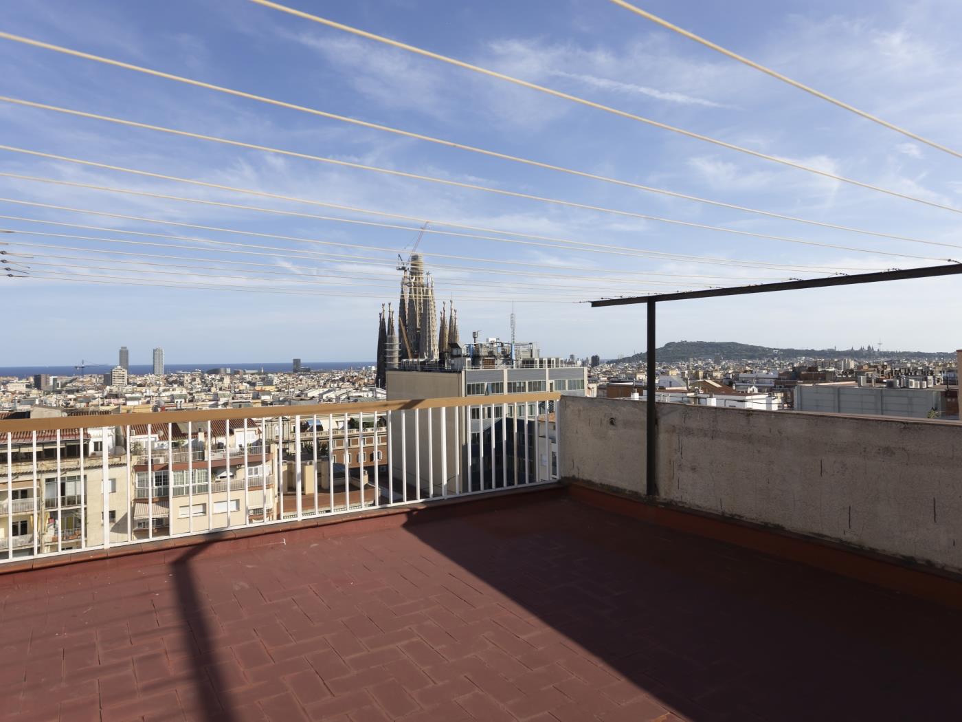 Светлая квартира с видом на Саграда Фамилия - My Space Barcelona Aпартаменты